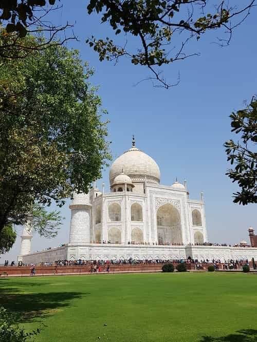 Delhi Sightseeing Tour with Agra
